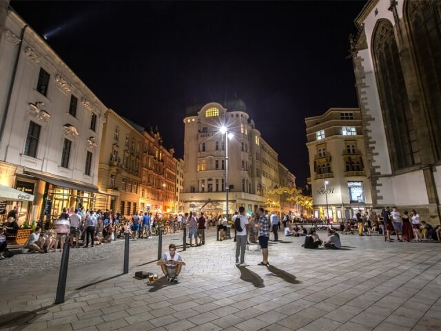 Jakubské náměstí / foto Jan Caga, www.gotobrno.cz Jakubské náměstí / foto Jan Caga, www.gotobrno.cz
